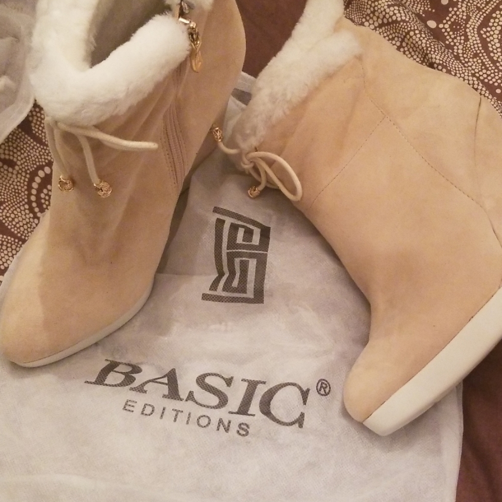 Wedges booties sand color new never worn